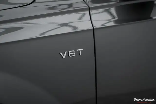 Audi SQ7 view 6
