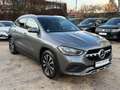 Mercedes-Benz GLA 200 GLA200d 4Matic 8G-DCT Style Navi Leder 1.Hand Gris - thumbnail 1