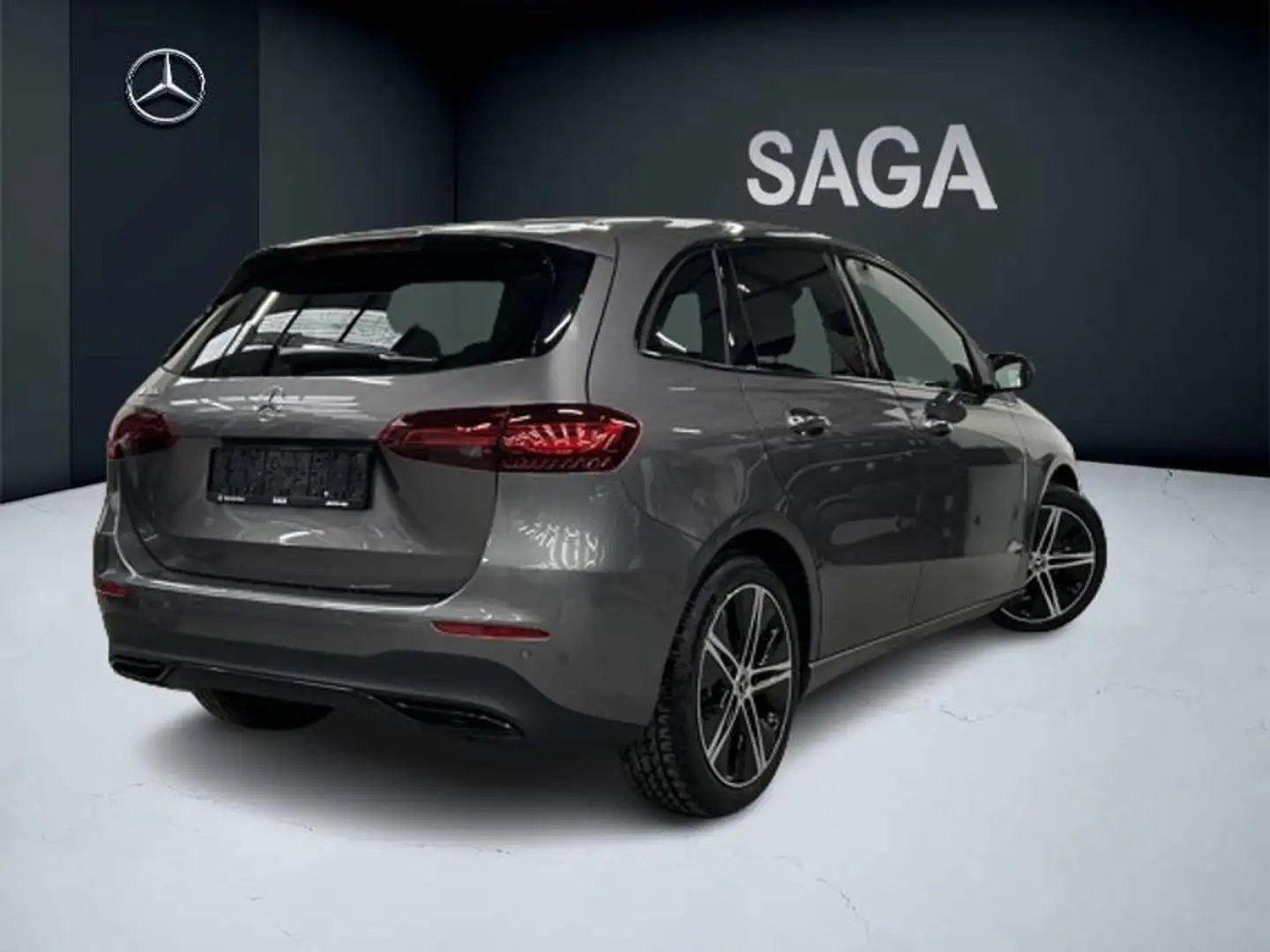 Mercedes-Benz B 180 Luxury Line Toit Pano Pack Night Grijs - 2