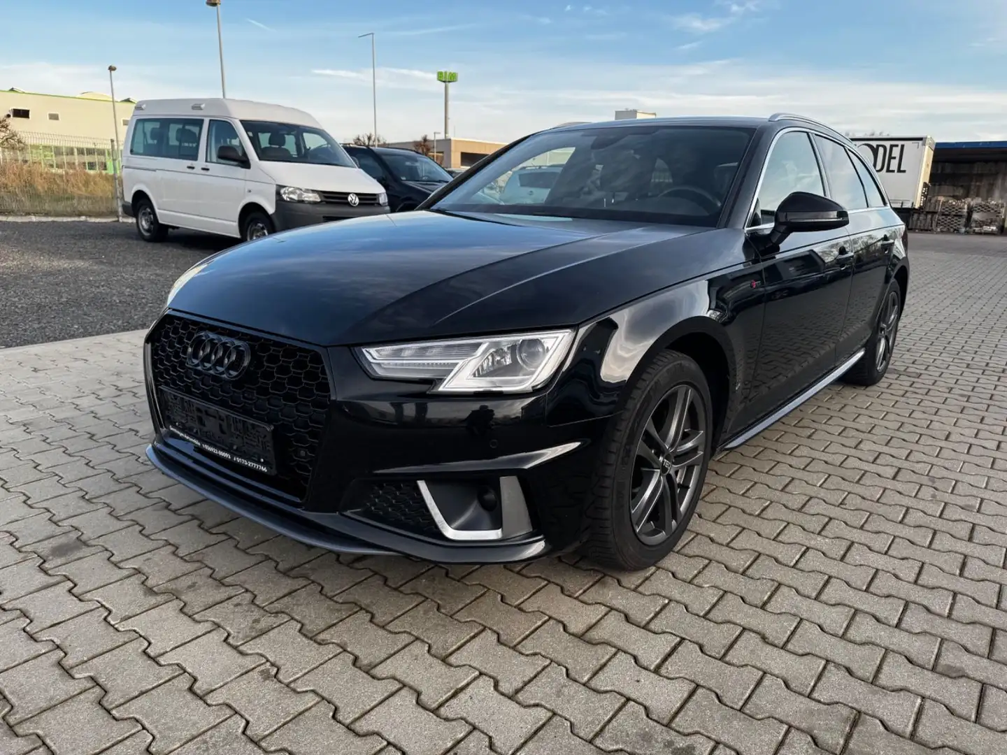 Audi A4 AVANT 40 TFSI S LINE LED NAVI PDC LEDER SHZ Negro - 1