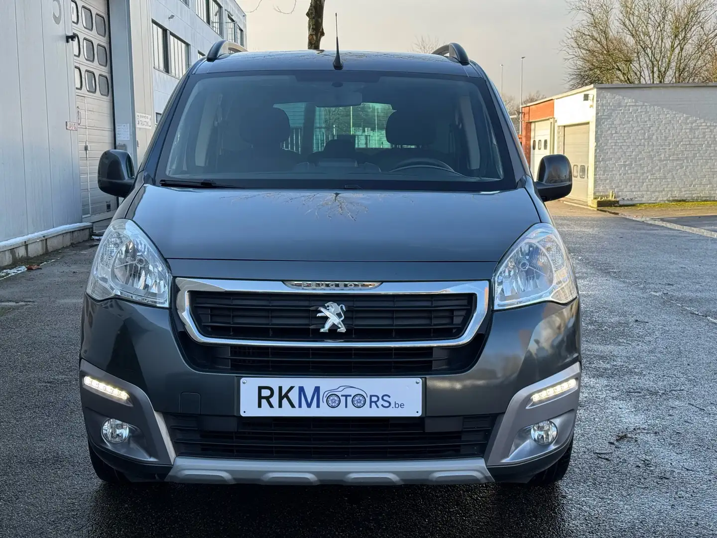 Peugeot Partner Tepee 110 Stop&Start style Gris - 2