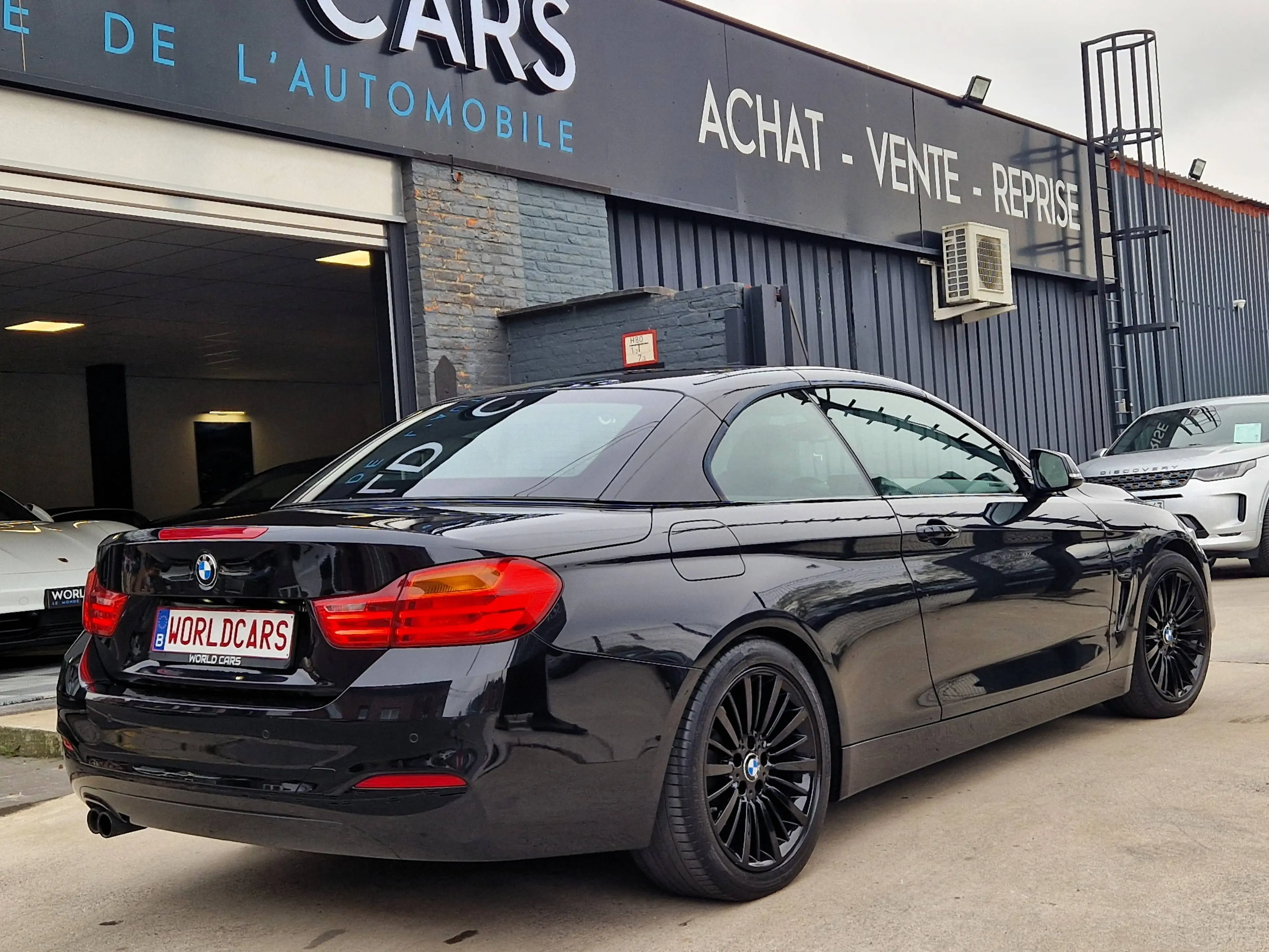 BMW 428 iA Cabrio - LUXURY - BOITE AUTO - FULL BLACK - NAVIGATION - KEYLESS - CAMERA - HARMAN KARDON - FULL OPTION — photo 5