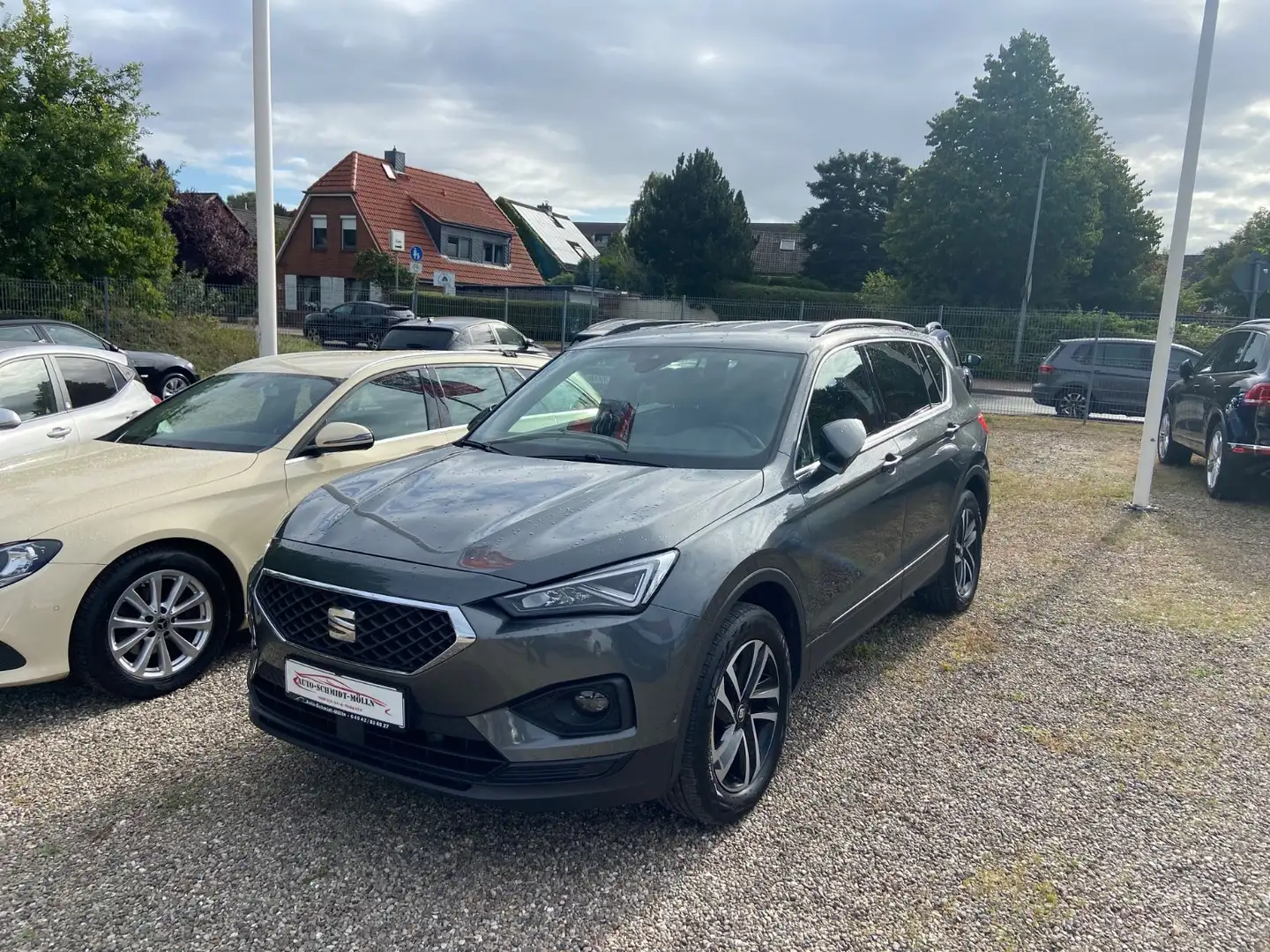 SEAT Tarraco Style 4Drive Grau - 1