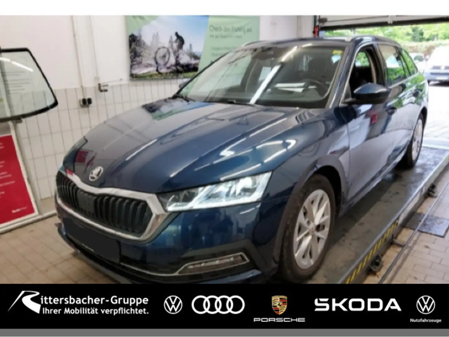 Skoda Octavia Combi 1.5 TSI Style Navi Standheizung Blau - 1