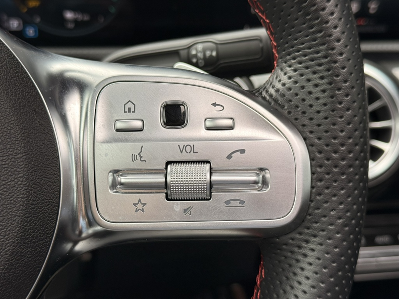 Mercedes-Benz CLA 250 Shooting Brake e AMG Line | Pano | Carplay | Camer — photo 13