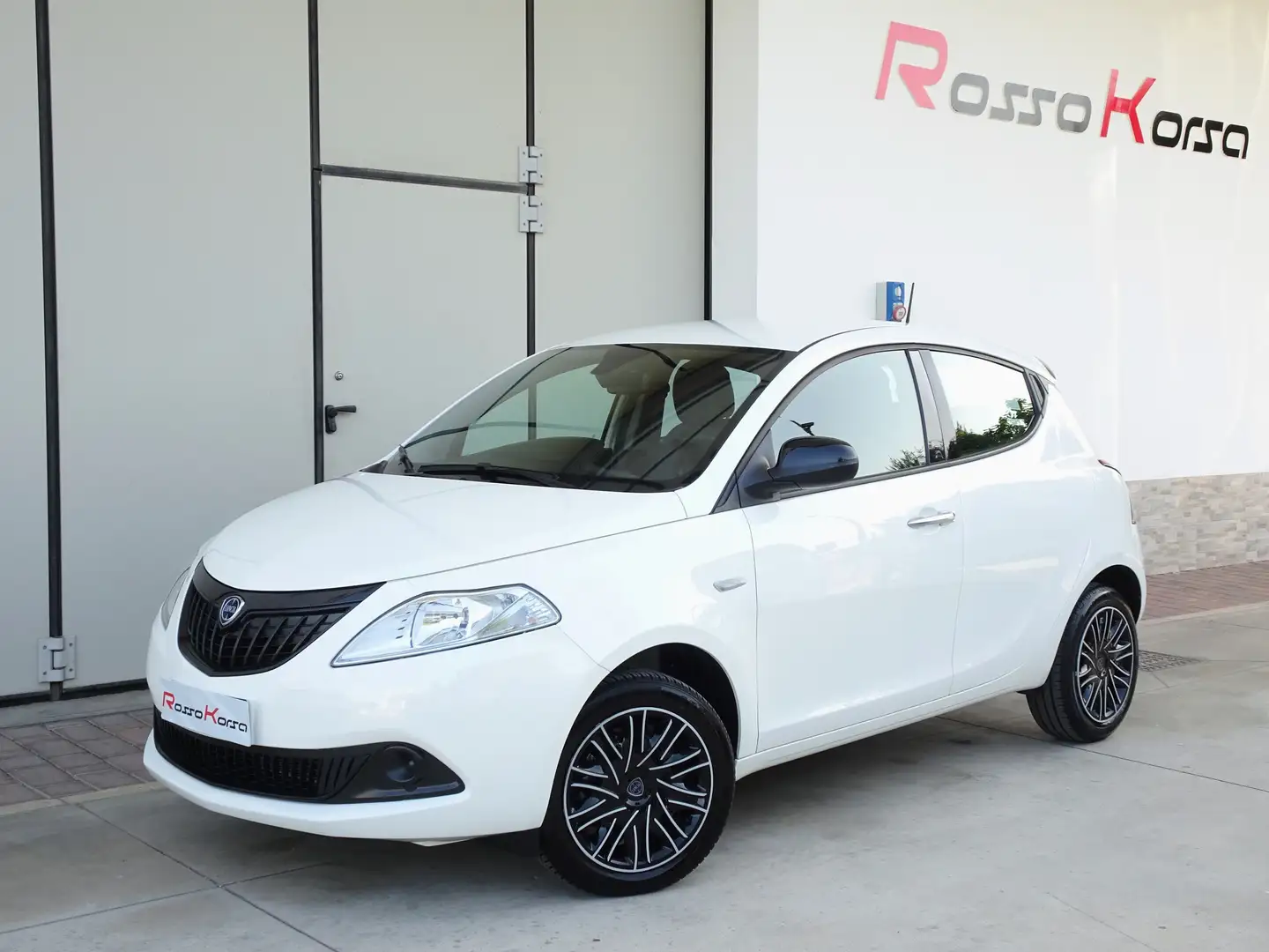 Lancia Ypsilon 1.0 Hybrid ORO 70CV *COME NUOVA* Wit - 1