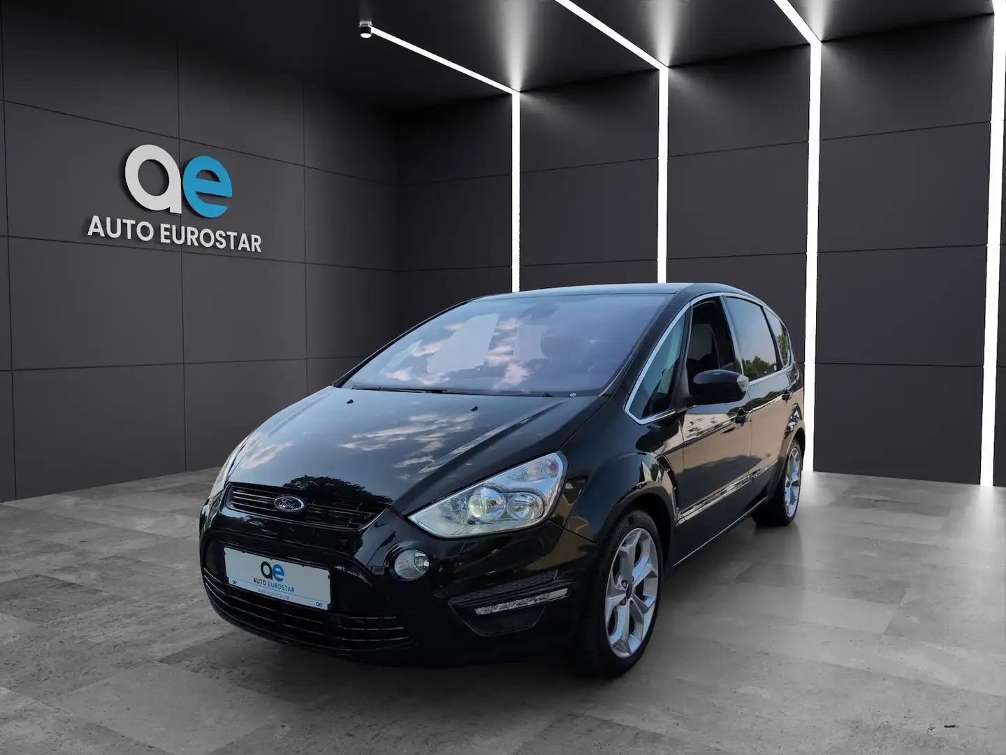 Ford S-Max Titanium X *AHK*Pano*Leder*Xenon*Navi*Kam* Schwarz - 1