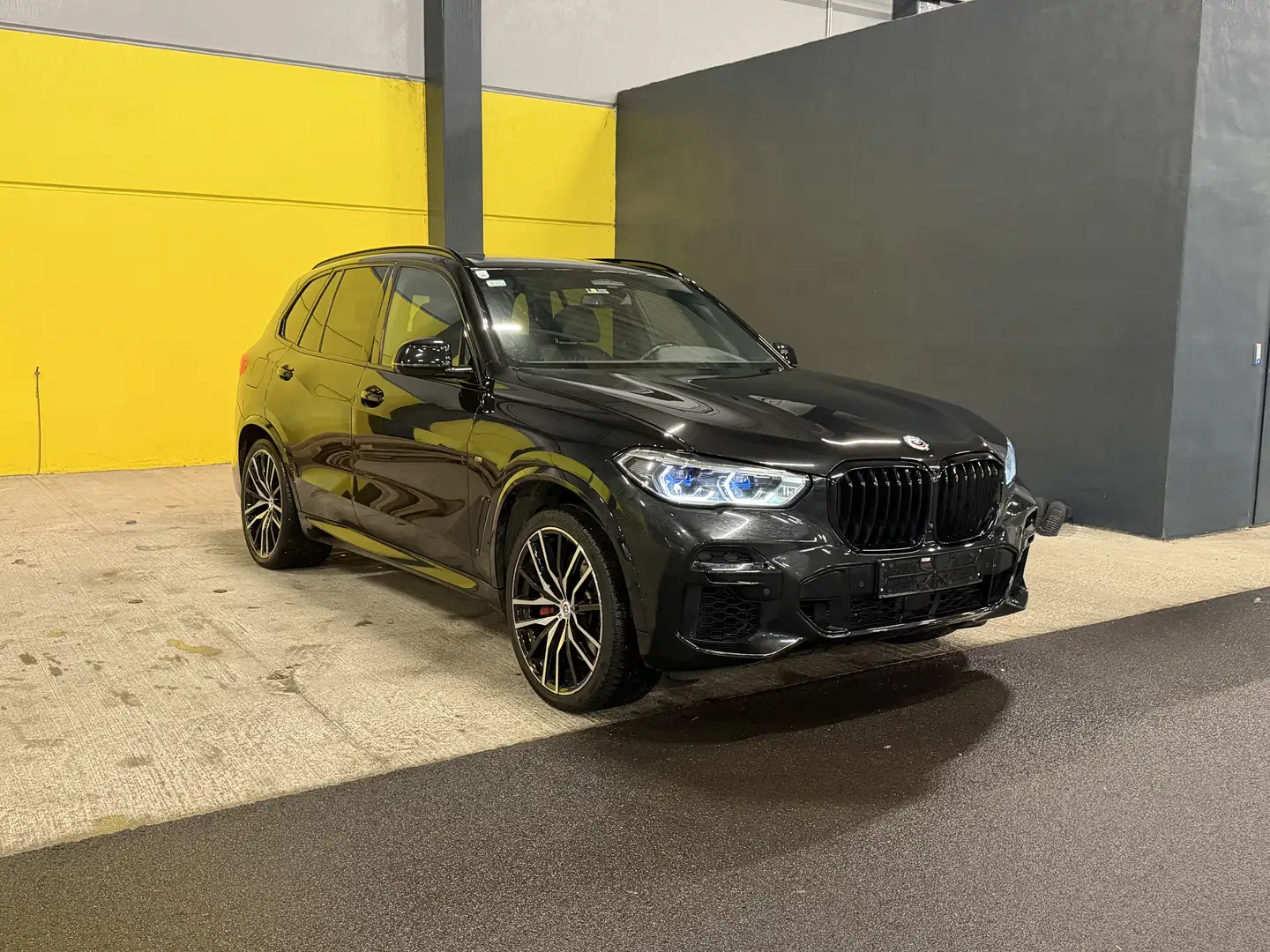 BMW X5 M M50i Aut. * STANDH.* MASSAGE * CARBON * GARANTIE Schwarz - 2