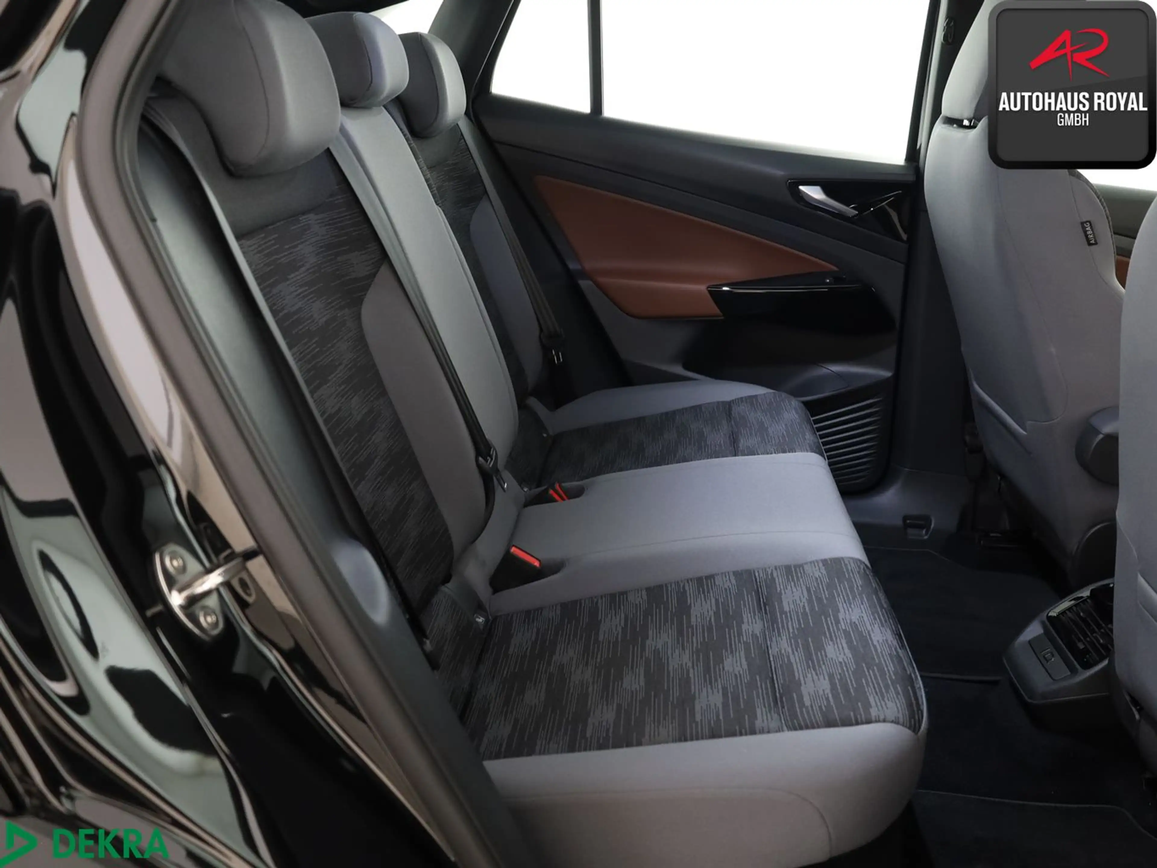 Volkswagen ID.5 PRO PERFORMANCE KEYLESS,ACC,KAMERA,CARPLAY — photo 12