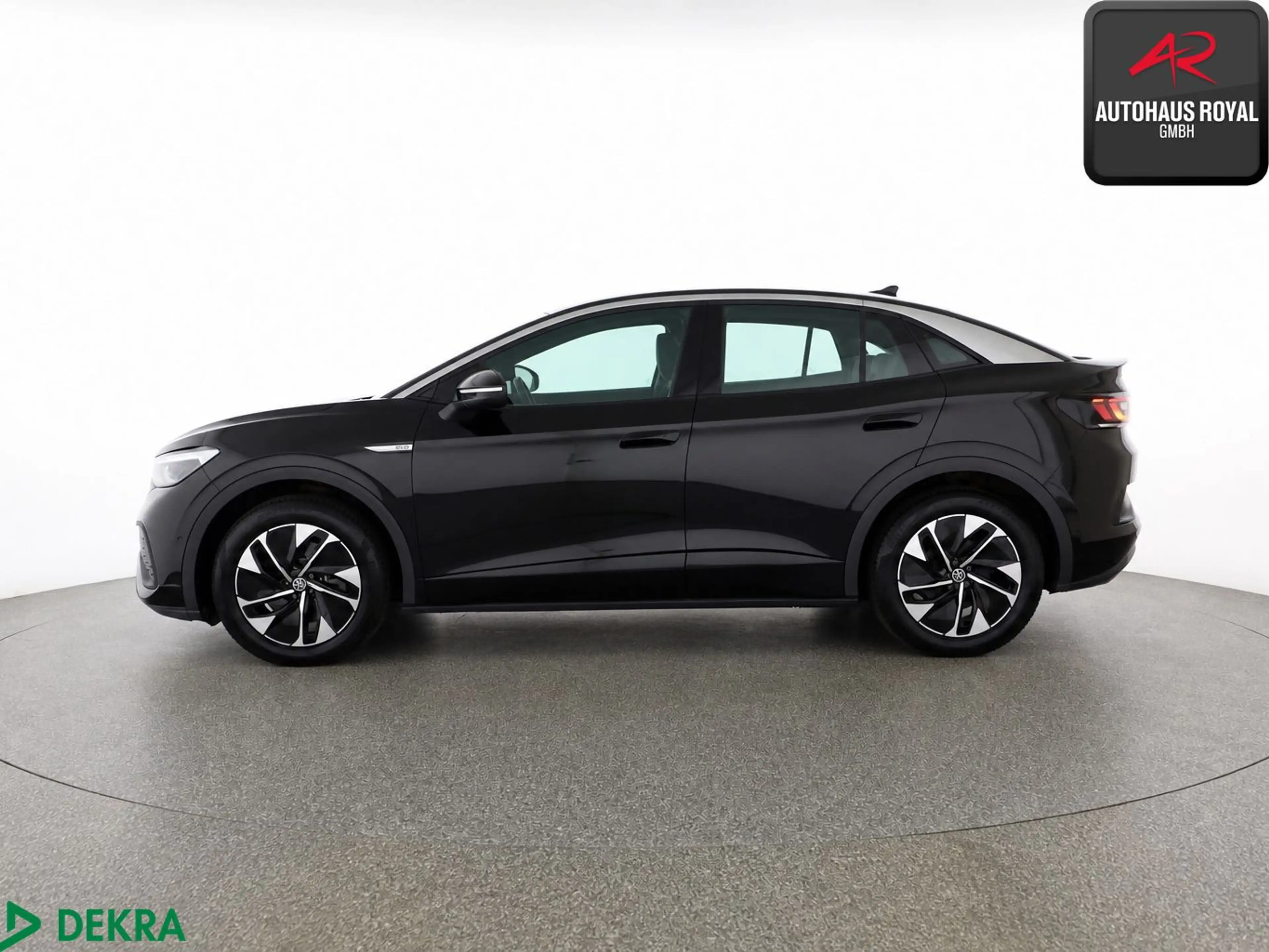 Volkswagen ID.5 PRO PERFORMANCE KEYLESS,ACC,KAMERA,CARPLAY — photo 2