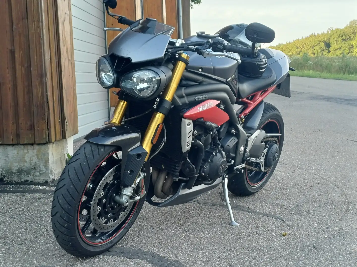Triumph Speed Triple R Gris - 1