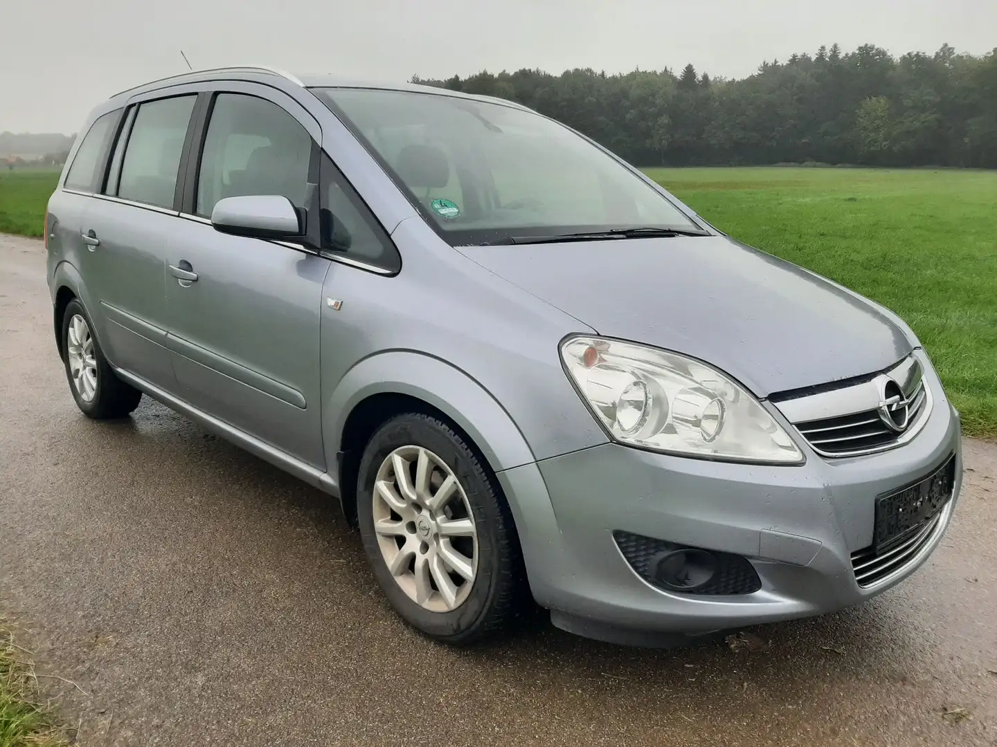 Opel Zafira B 1.8 Edition 7-Sitze Klima Tempo AHK Tüv Silber - 1