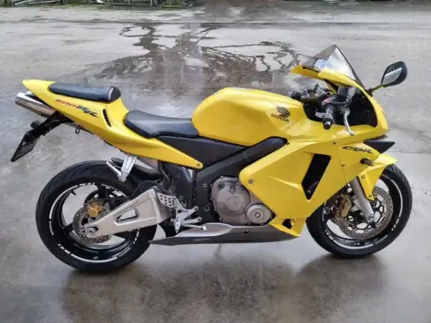 Honda CBR 600 CBR 600 RR Jaune - 2