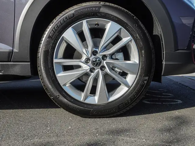 Volkswagen Taigo view 7