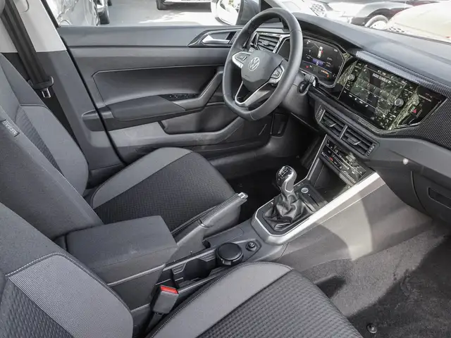 Volkswagen Taigo view 8
