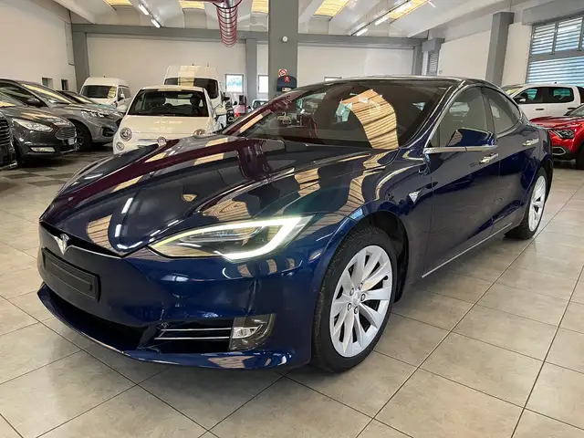 Tesla Model S 75 D "AVVERA I TUOI SOGNI"