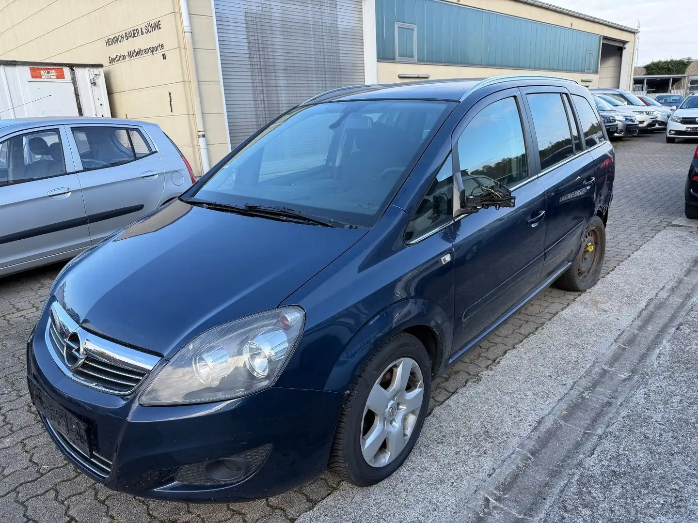 Opel Zafira B Design Edition Blau - 2