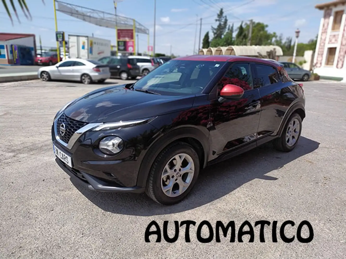 Nissan Juke 1.0 DIG-T N-Connecta 4x2 DCT 7 114 Schwarz - 1