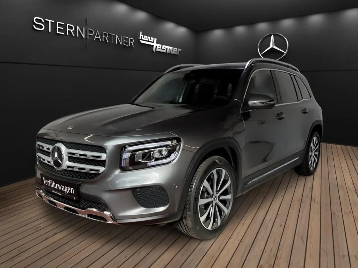 Mercedes-Benz GLB 200 Progressiv, AHK, Kamera, CarP., Grau - 2