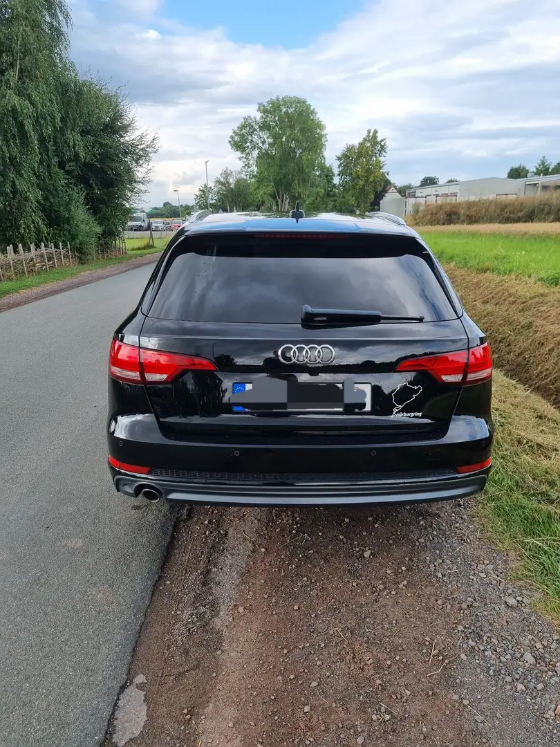 Audi A4 design Schwarz - 2