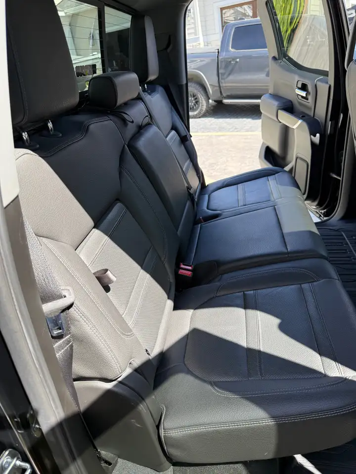 GMC Sierra 1500 photo GMC Sierra 1500