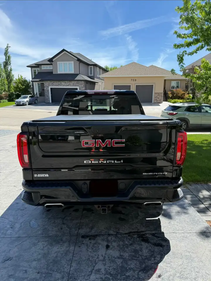 GMC Sierra 1500 photo GMC Sierra 1500