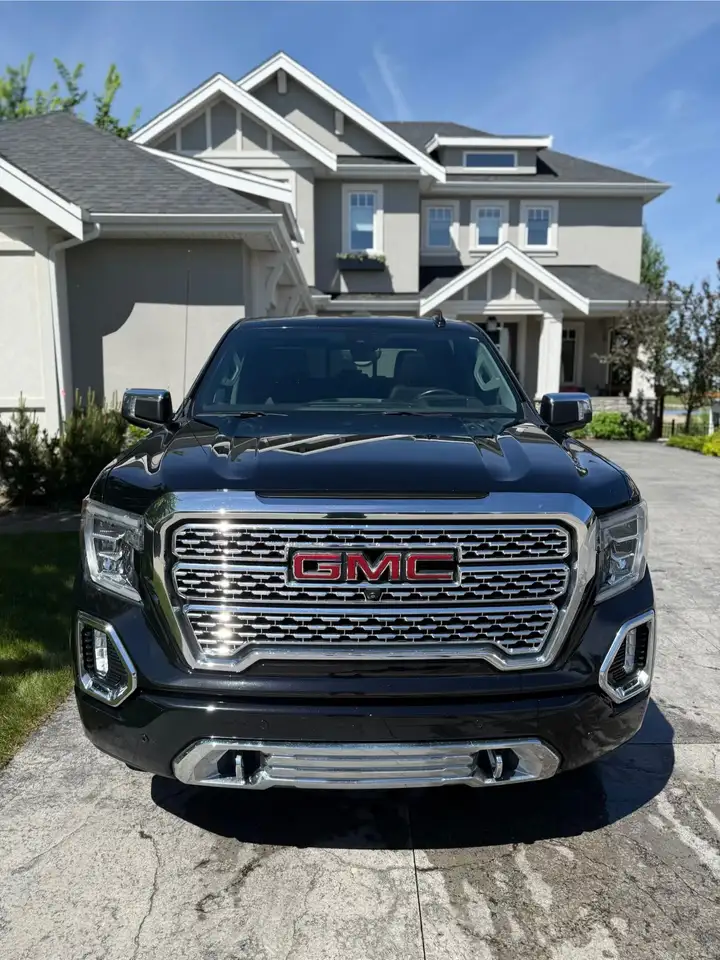 GMC Sierra 1500 photo GMC Sierra 1500