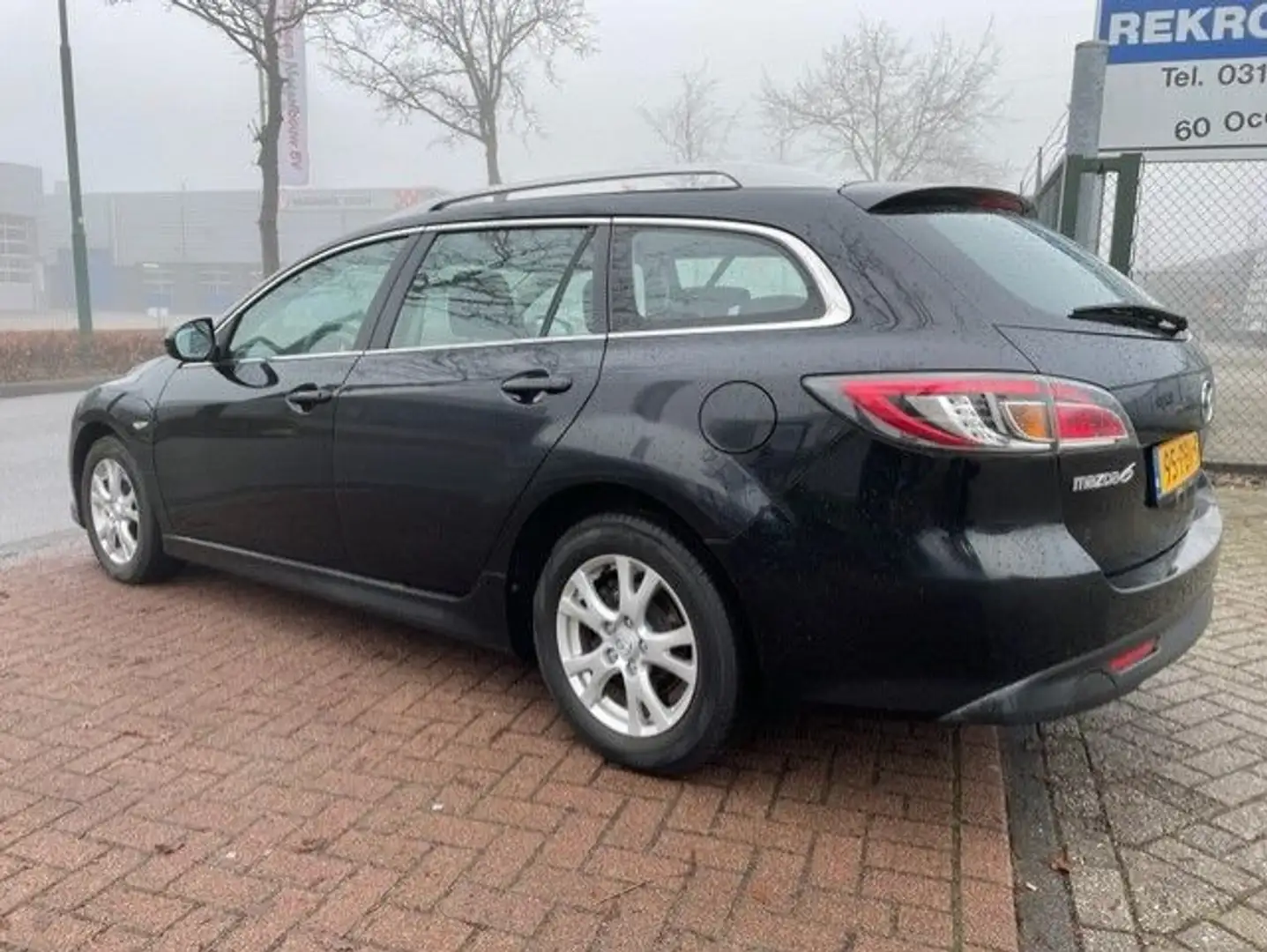 Mazda 6 Sportbreak 2.2 CiTD Business Airco,Navigatie EXPOR Zwart - 2