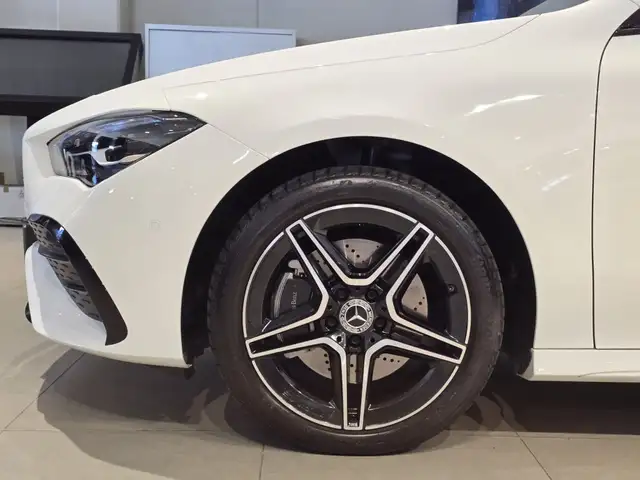 Mercedes-Benz CLA view 10