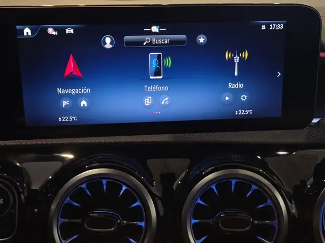 Mercedes-Benz CLA view 29
