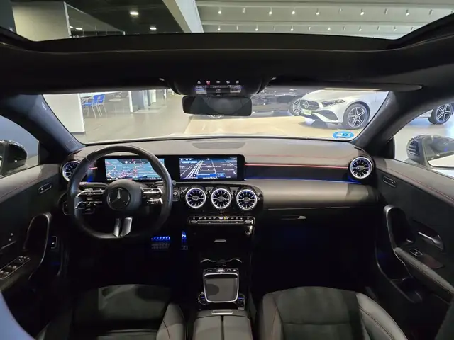 Mercedes-Benz CLA view 22