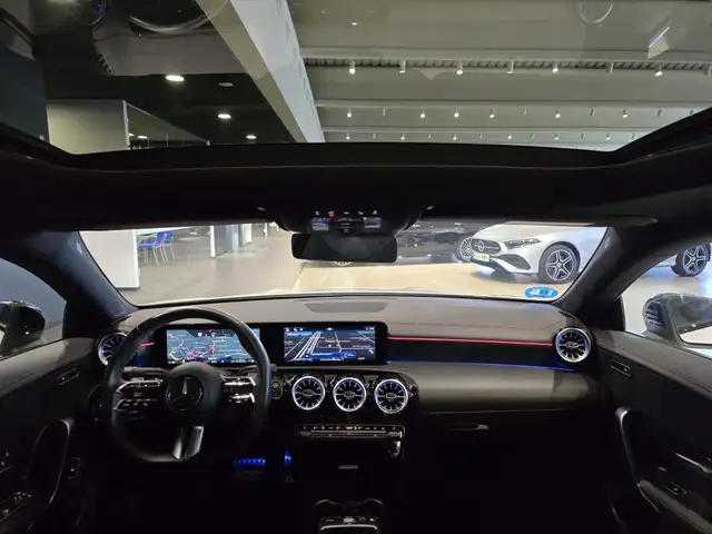 Mercedes-Benz CLA view 23