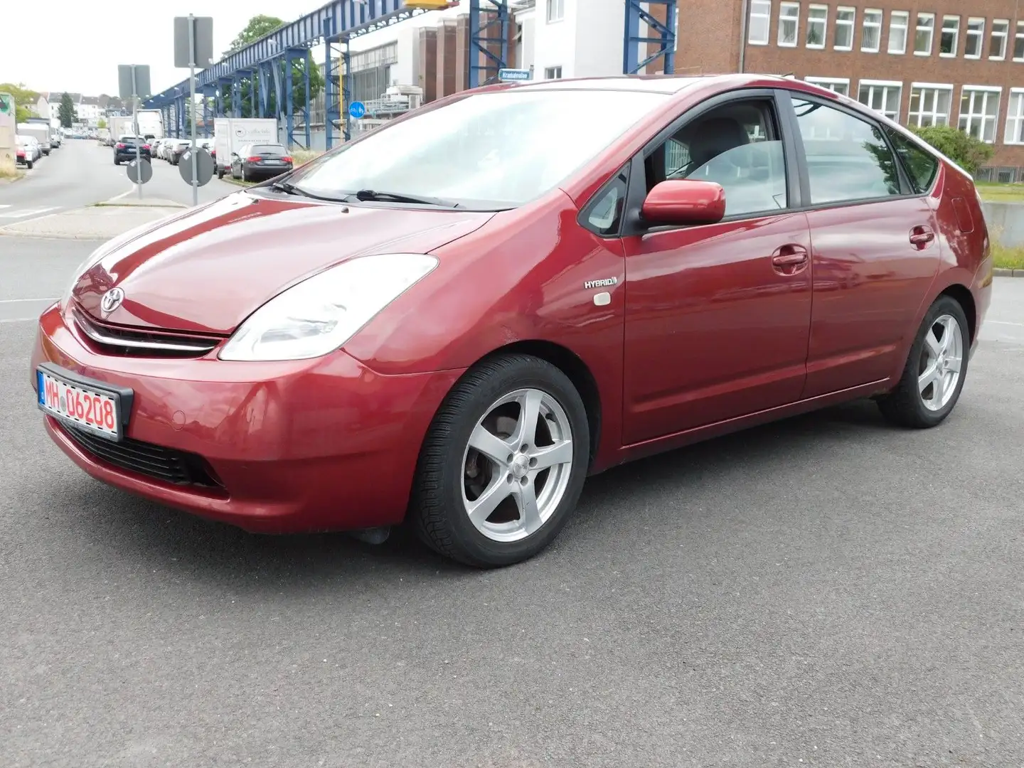 Toyota Prius Sol 1.5 VVT-i Rouge - 1