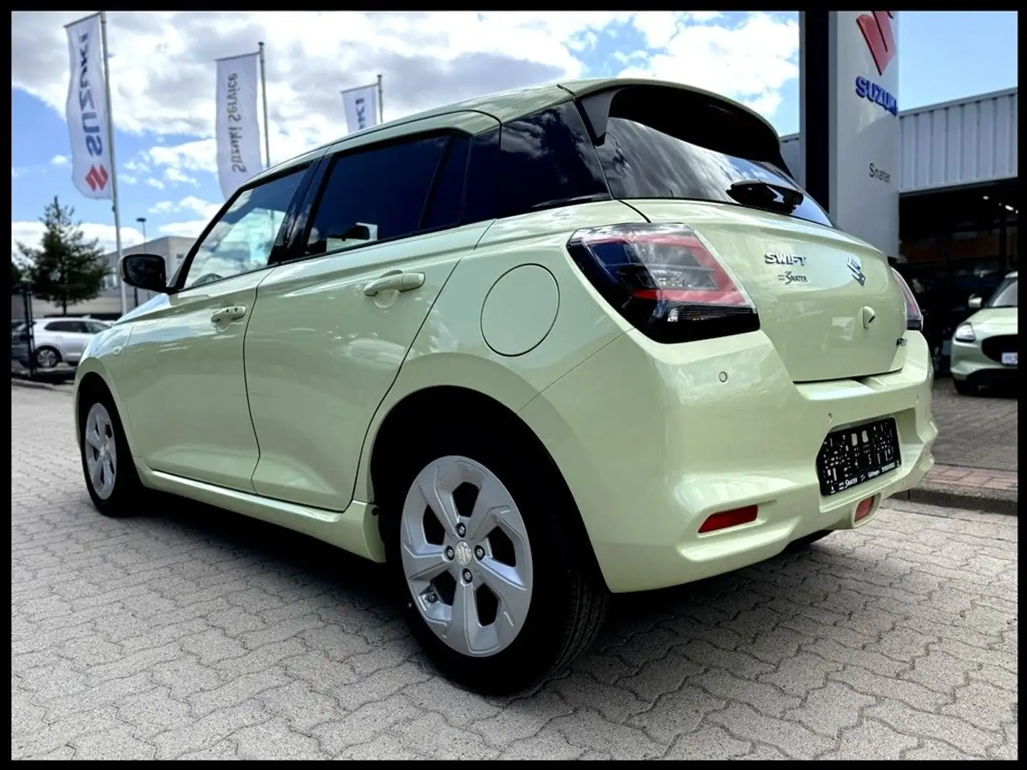 Suzuki Swift SWIFT 1.2 HYBRID CVT COMFORT AUTOMATIK | LED Jaune - 2