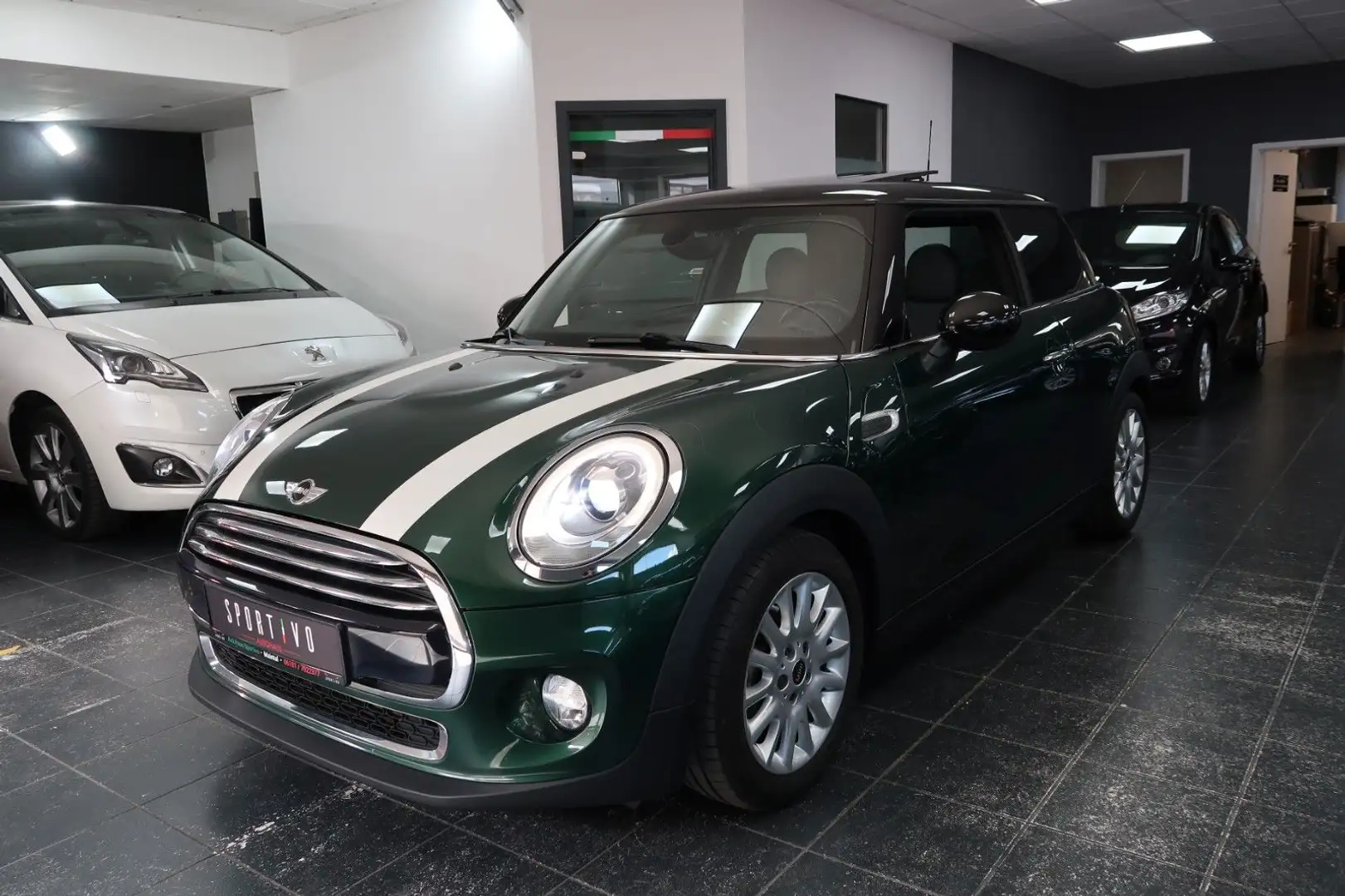 MINI Cooper 1.5 Automatik/Pano/Ambiente/Led/Pdc/Navi Verde - 1