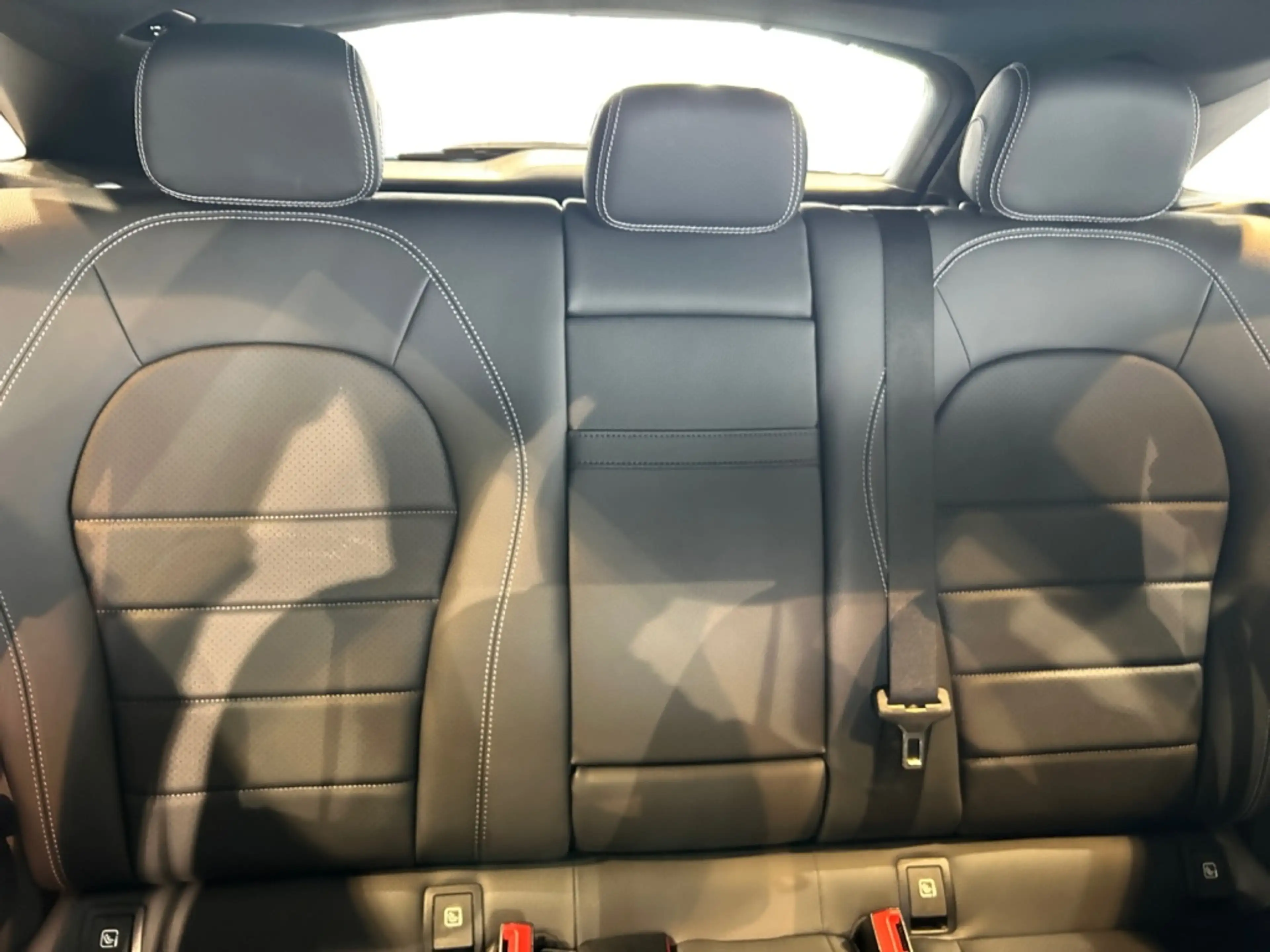 Mercedes-Benz EQC 400 4matic MBUX+MBeam+Cam+LED+Navi+AUT+Keyl — photo 12