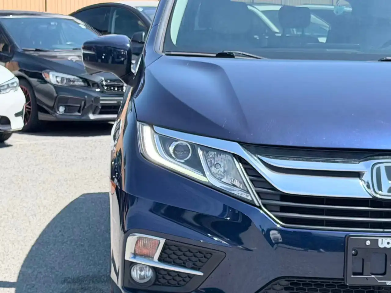 Honda Odyssey снимка Honda Odyssey