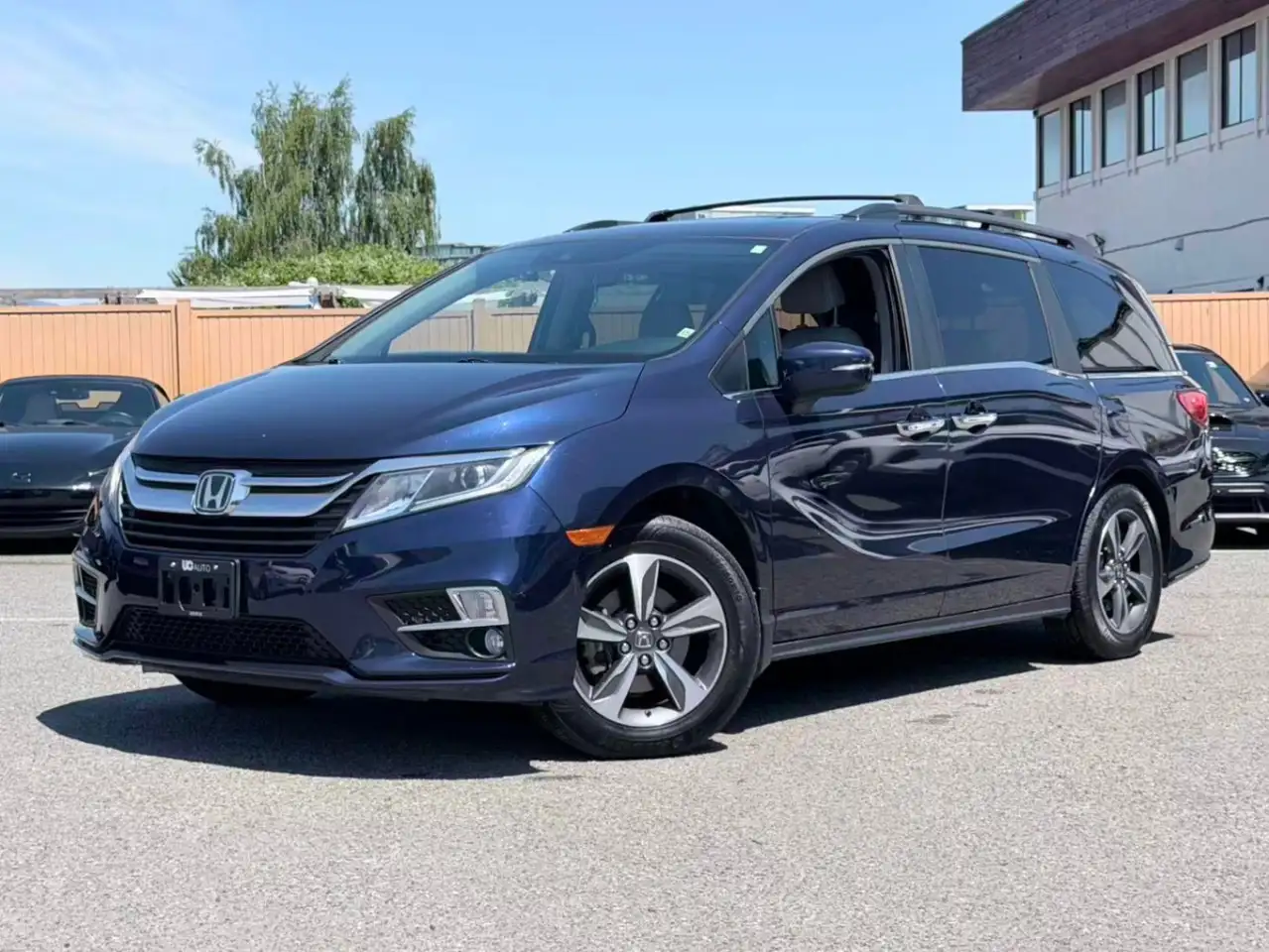 Honda Odyssey снимка Honda Odyssey