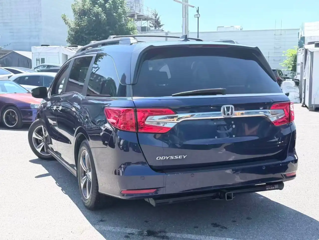 Honda Odyssey снимка Honda Odyssey