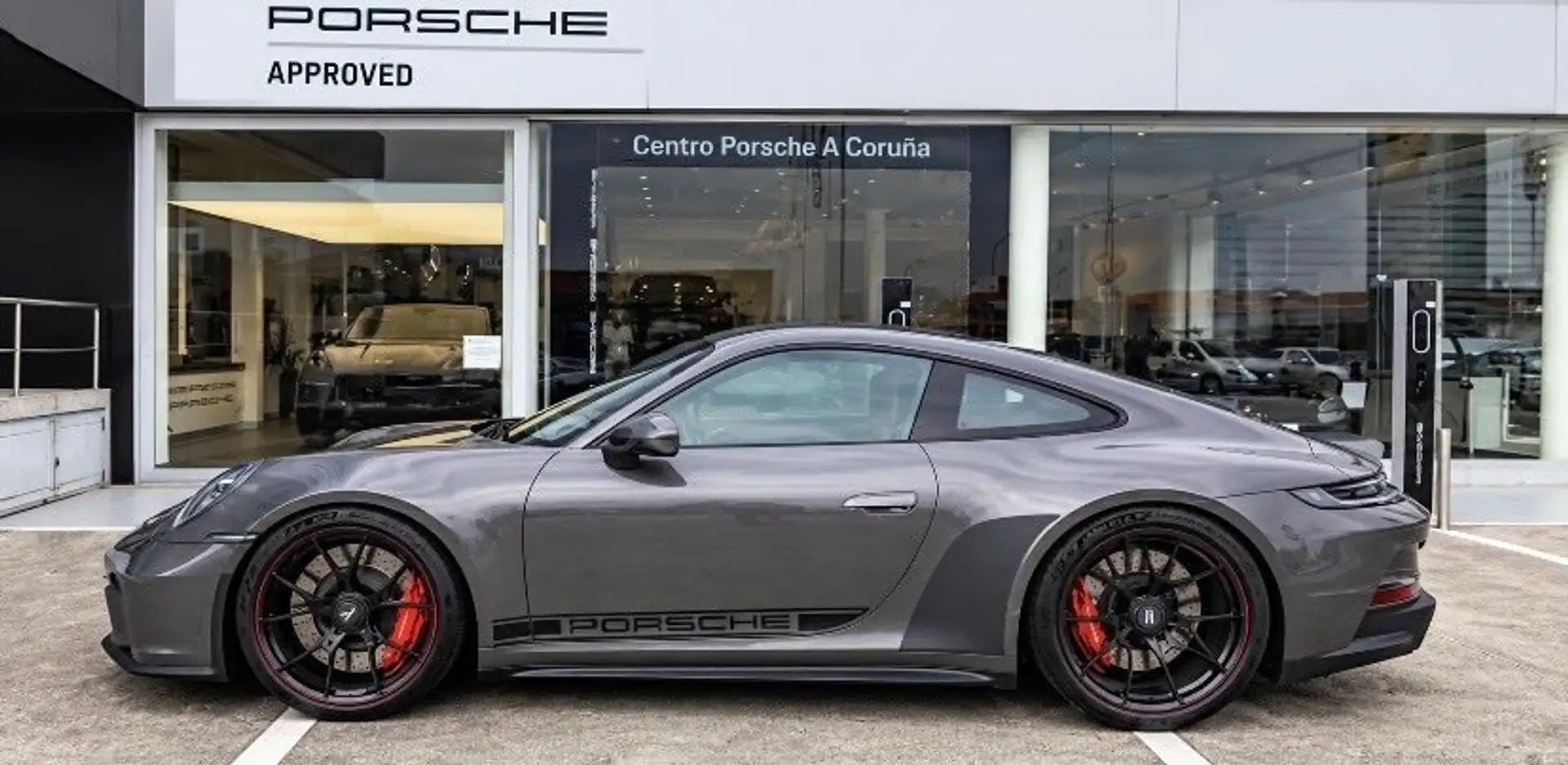 Porsche 911 GT3 Touring - 2