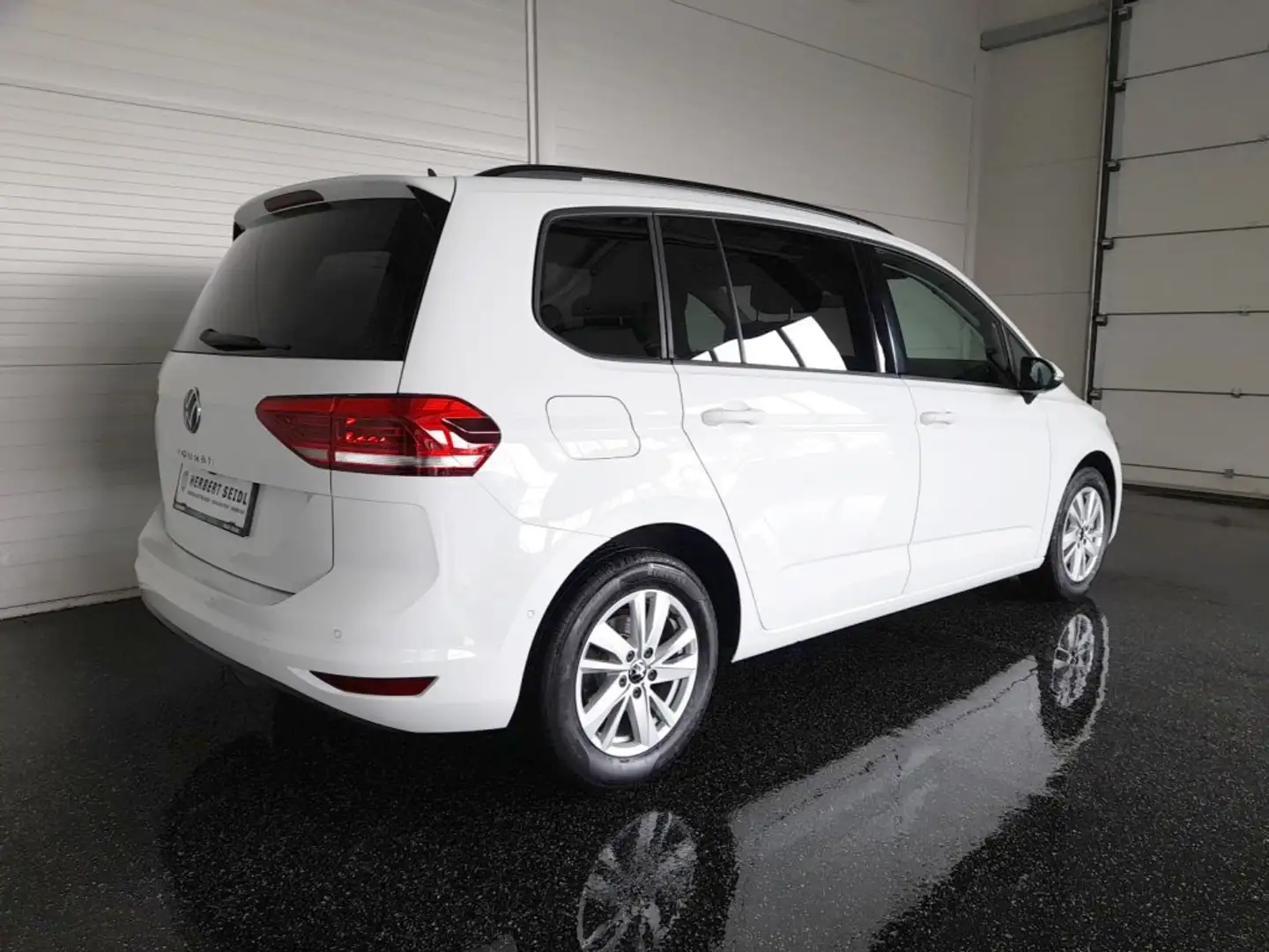 Volkswagen Touran SKY 2,0 TDI DSG *STANDHZG / SKY / LED & FERNLICHTASSIST / NAVI / AHV & KAMERA / TRAVEL ASSIST* Weiß - 2
