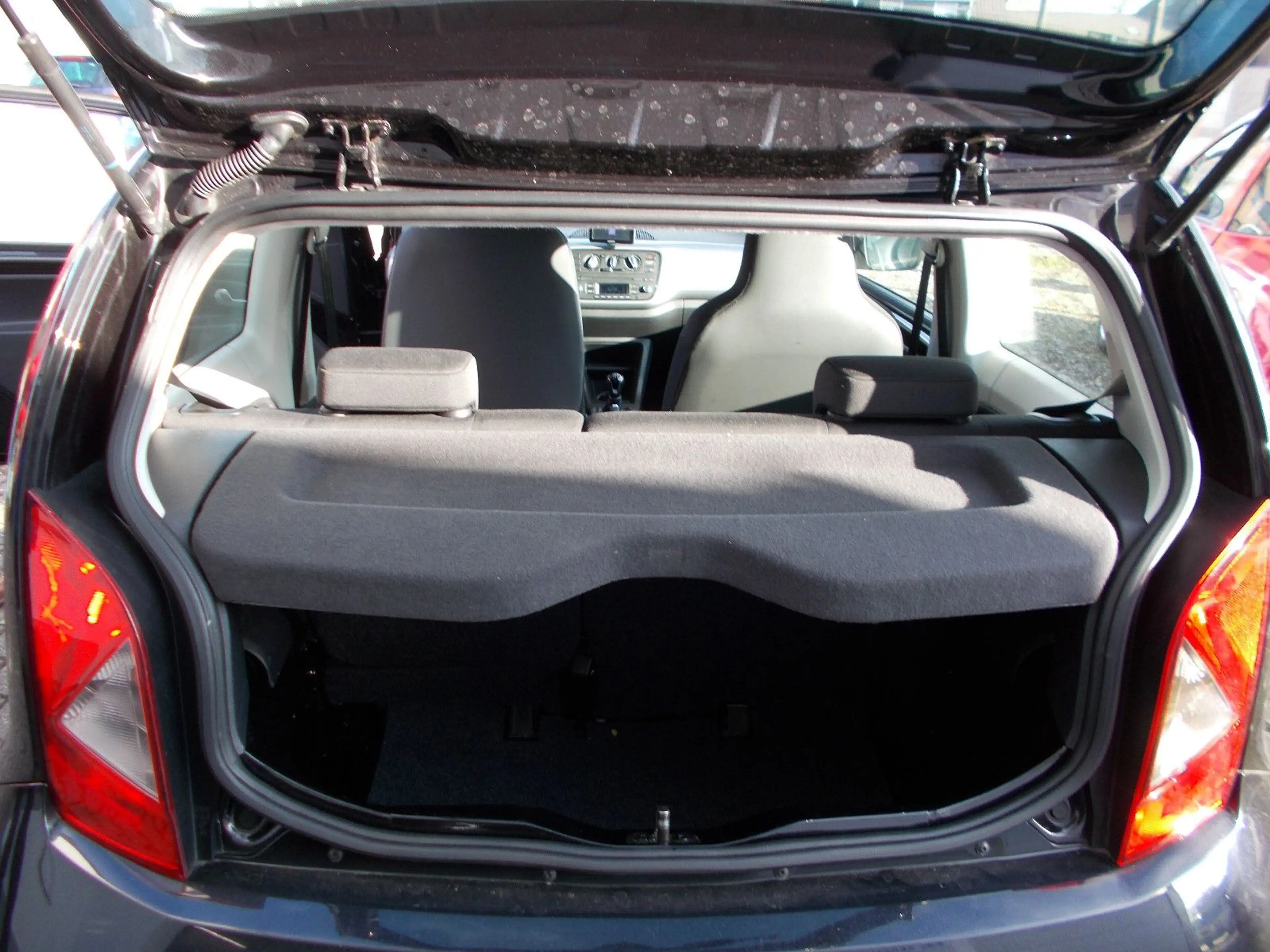 SEAT Mii I-Tech  Nur 49Tkm. Navi,Alu,Pdc — photo 13