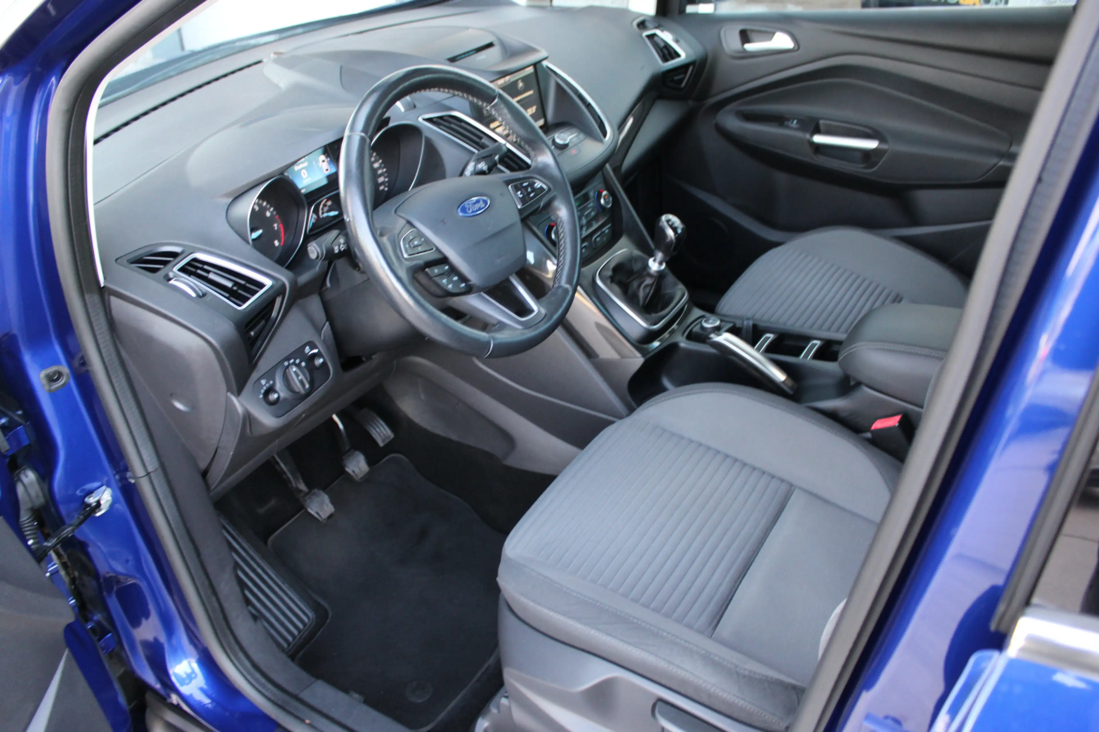 Ford C-Max 1.5 150 Pk Titanium 4 Cilinder Stuurverwarming Bli — photo 6