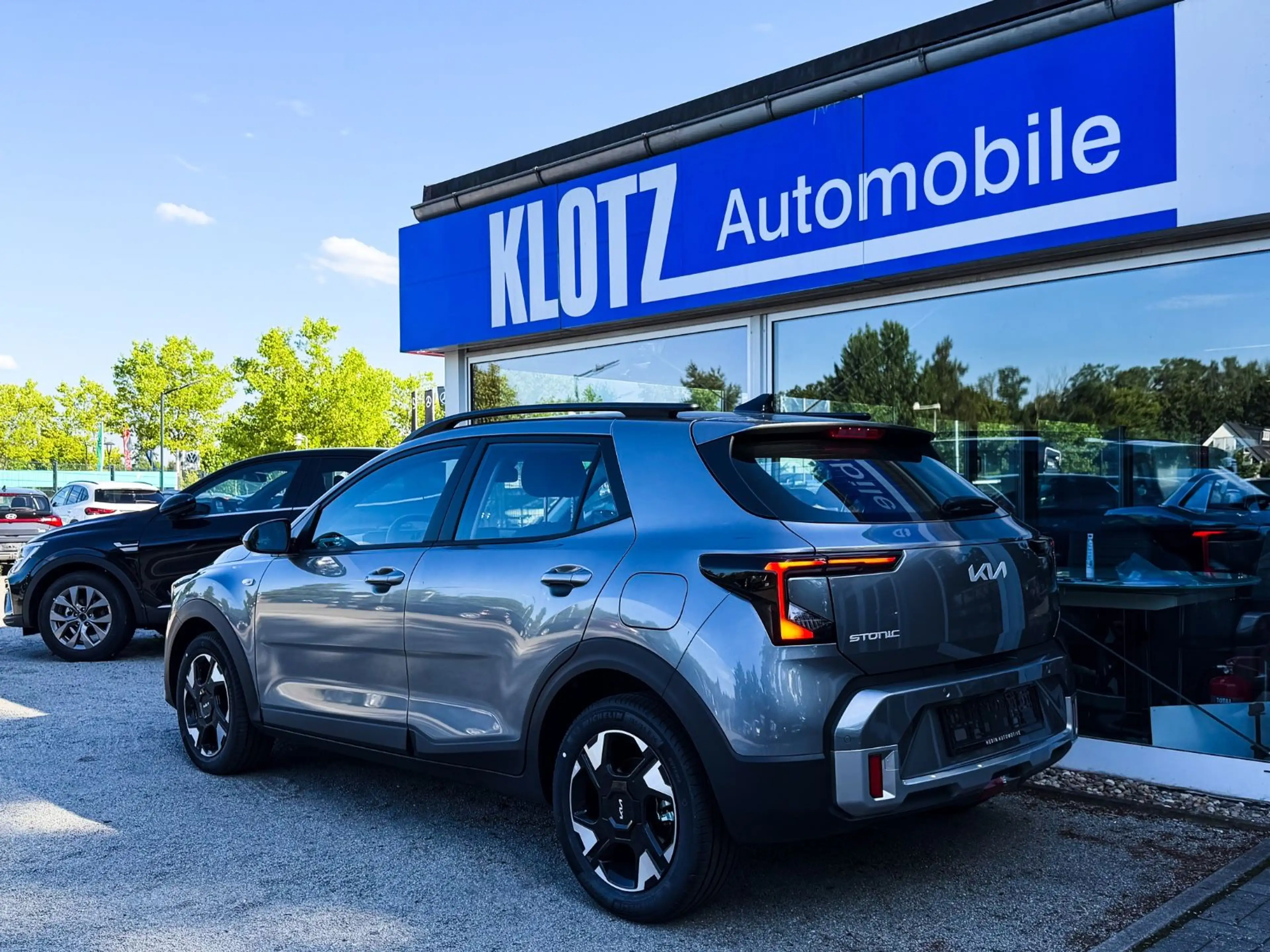 Kia Stonic Automatik — photo 3