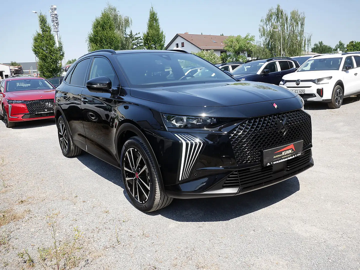 DS Automobiles DS 7 Crossback Performance Line+ BlueHDi 130 Schwarz - 2