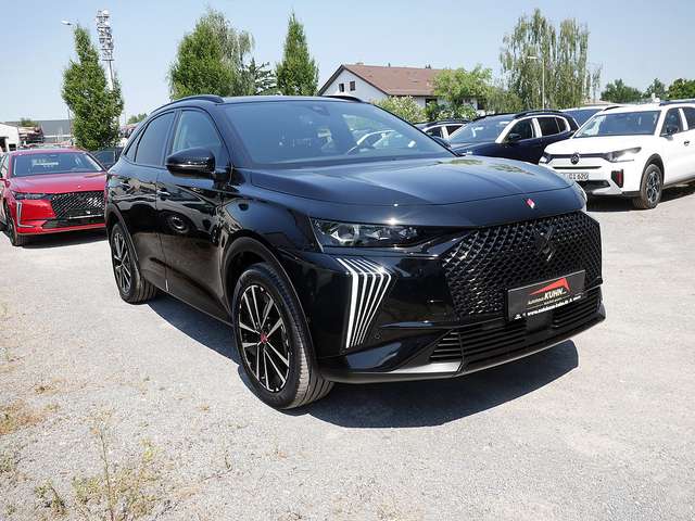 DS Automobiles DS 7 Crossback Performance Line+ BlueHDi 130
