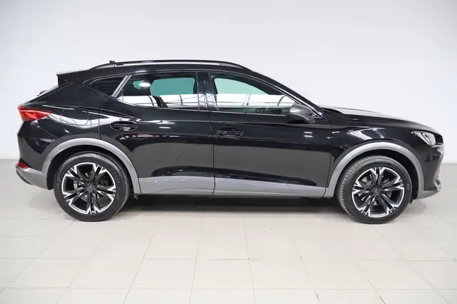 Cupra Formentor view 6