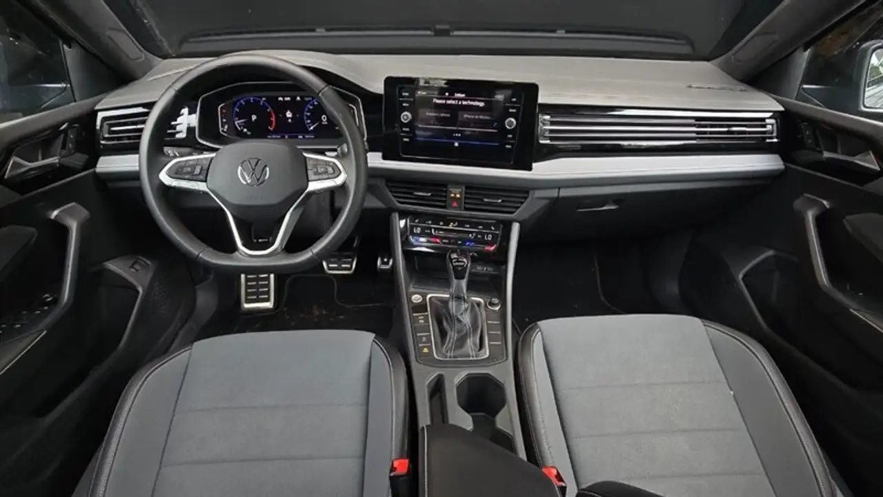 Volkswagen Jetta снимка Volkswagen Jetta