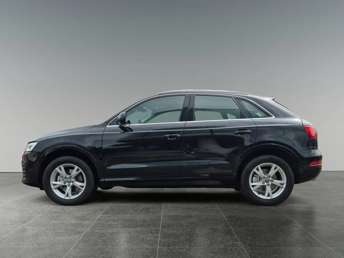 Audi Q3 2,0 TDI Intense + quattro S-tronic Schwarz - 2