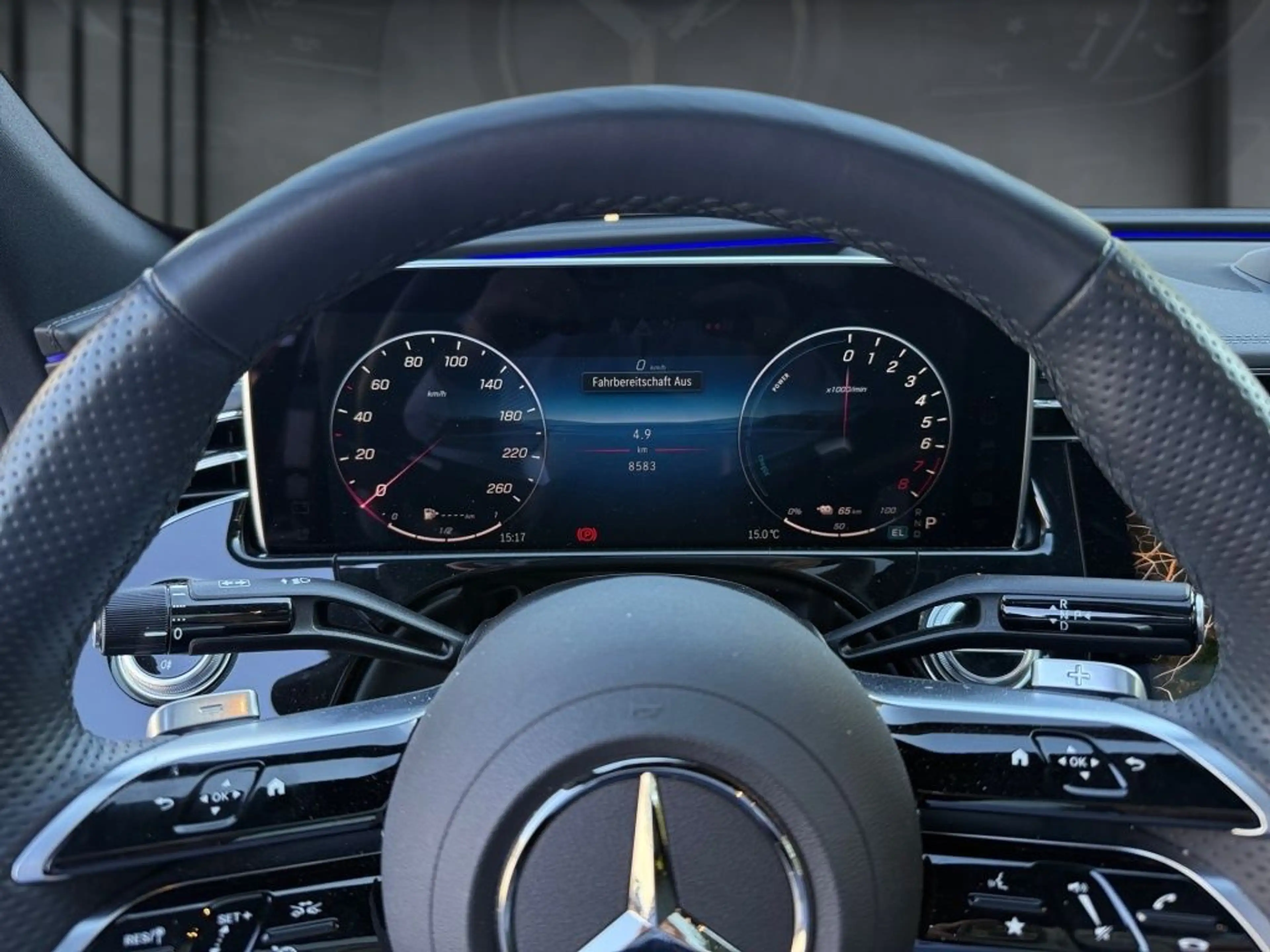 Mercedes-Benz E 400 e 4M AMG+PANO+LEDER+BURMESTER4D+SUPERSCR. — photo 7